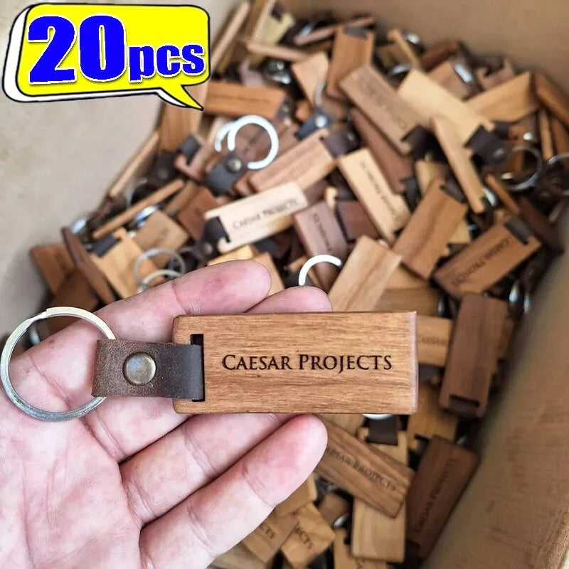 木製キーホルダー レザー調ストラップ付き