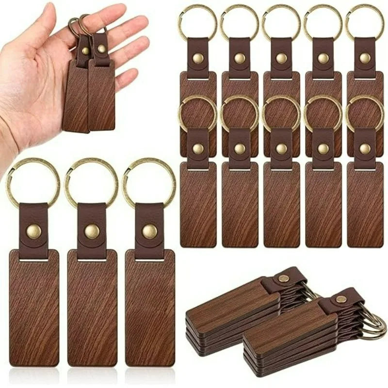 木製キーホルダー レザー調ストラップ付き